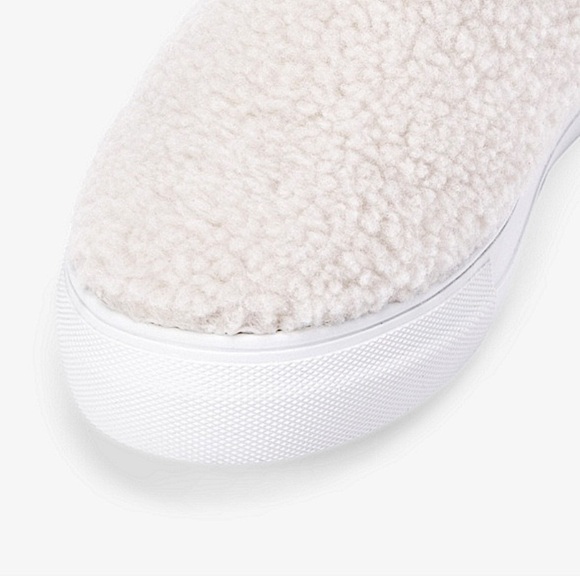 Cream Sherpa high tops - Picture 4 of 7